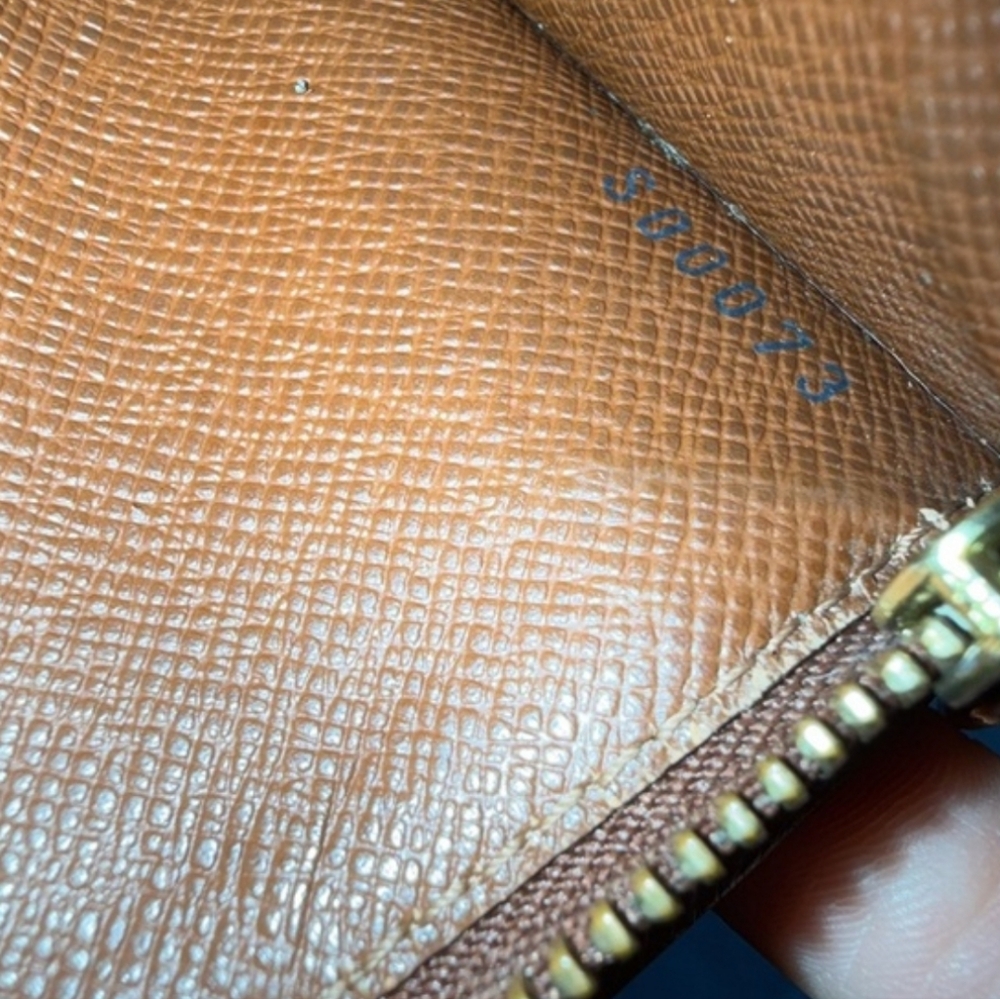 Louis Vuitton Monogram Long Wallet - Picture 12 of 13